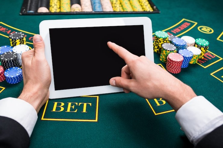 Dashboard mobile sule slot menampilkan berbagai kategori permainan dan opsi pembayaran